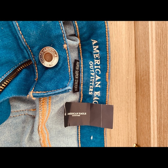 NWT American Eagle Jeans Size 14 - Picture 3 of 5